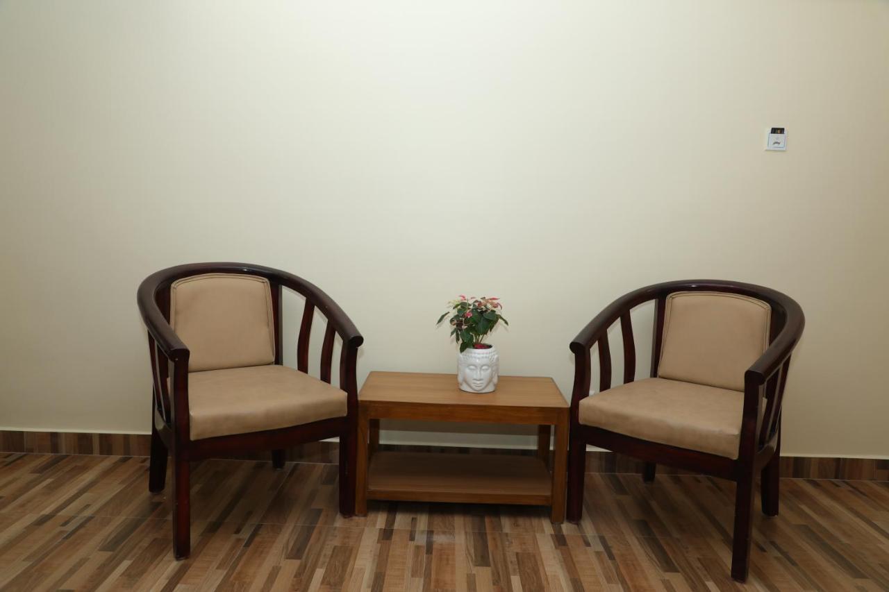Gadiraju Palace Convention Centre & Hotel Visakhapatnam Ngoại thất bức ảnh