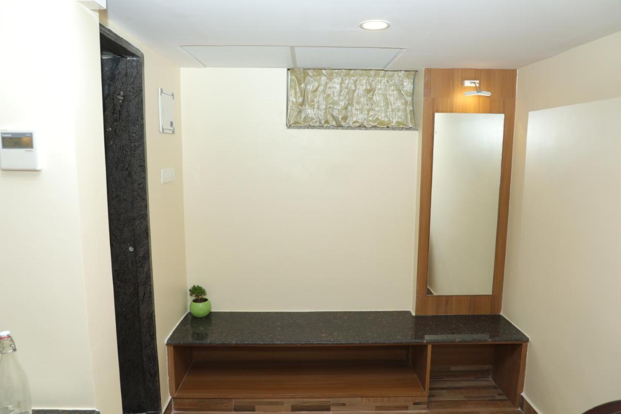 Gadiraju Palace Convention Centre & Hotel Visakhapatnam Ngoại thất bức ảnh