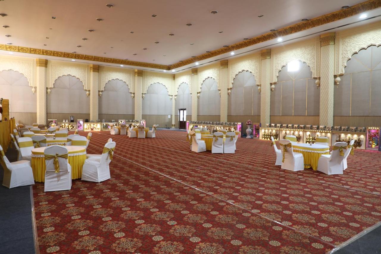 Gadiraju Palace Convention Centre & Hotel Visakhapatnam Ngoại thất bức ảnh