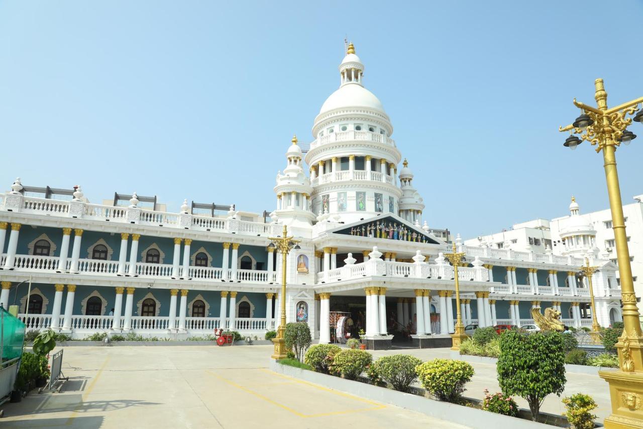 Gadiraju Palace Convention Centre & Hotel Visakhapatnam Ngoại thất bức ảnh