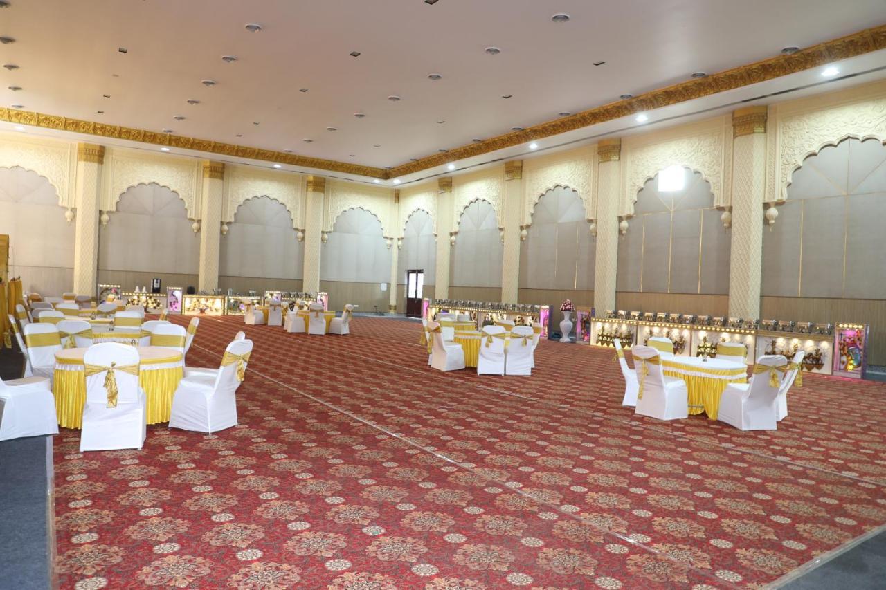 Gadiraju Palace Convention Centre & Hotel Visakhapatnam Ngoại thất bức ảnh