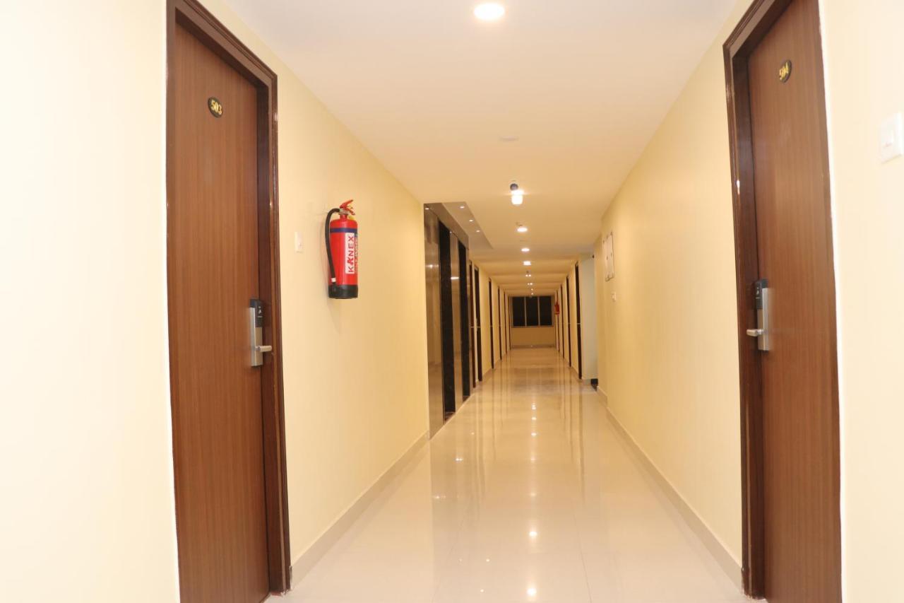 Gadiraju Palace Convention Centre & Hotel Visakhapatnam Ngoại thất bức ảnh