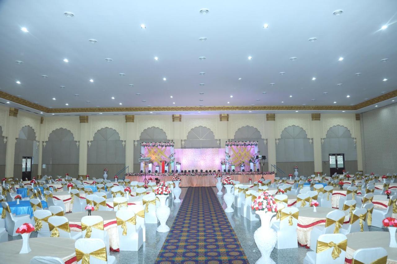 Gadiraju Palace Convention Centre & Hotel Visakhapatnam Ngoại thất bức ảnh